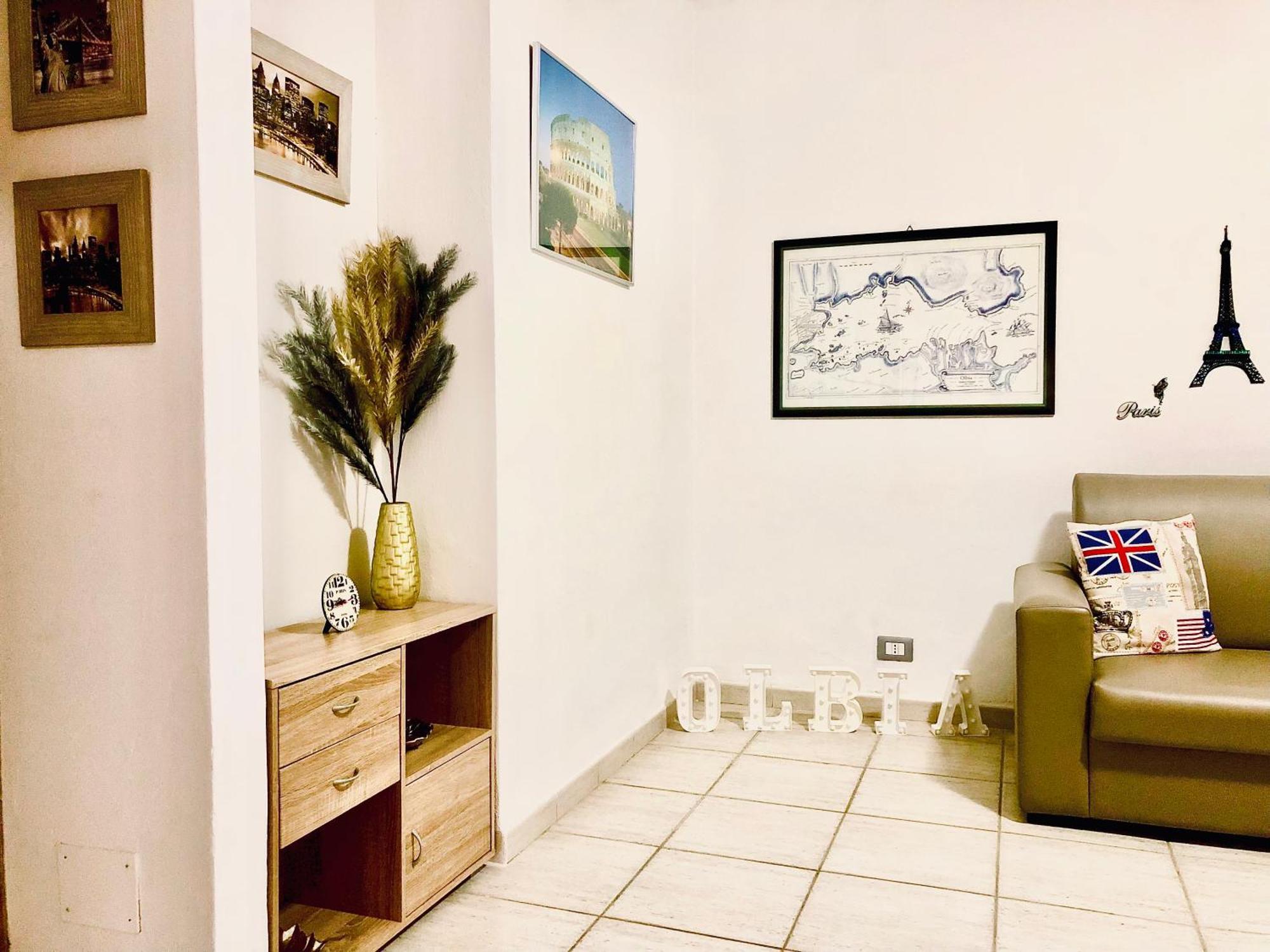 Olbia La Maison De Famille Alloggio Privato Con Cucina Exterior foto